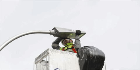 Luz verde a la prórroga del contrato para la conservación del alumbrado público de Madrid