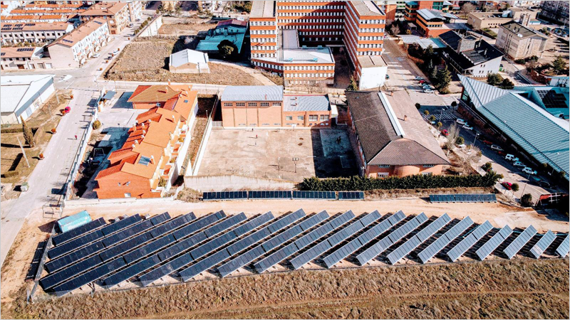 En marcha la primera instalación de un campo solar mixto hibridado con la red de calor de Ólvega