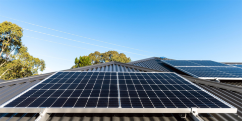 El autoconsumo energético aporta el 7,7% de la generación renovable en España en 2025