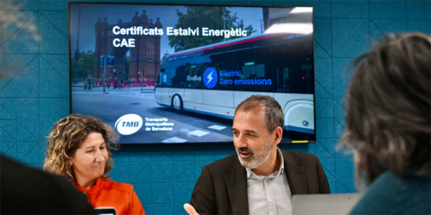Transportes Metropolitanos de Barcelona firma un contrato para comercializar sus CAE