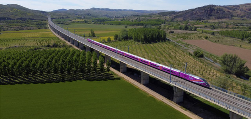 Los trenes de la serie 106 de Renfe incorporan un sistema para monitorizar su consumo eléctrico