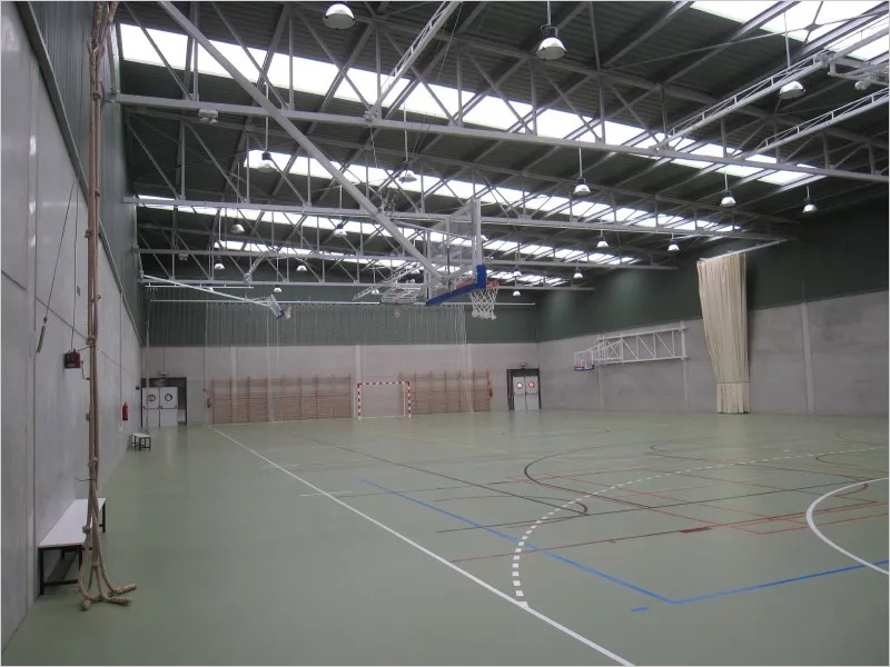 Murcia mejora la eficiencia energética de 12 instalaciones deportivas con proyectores LED