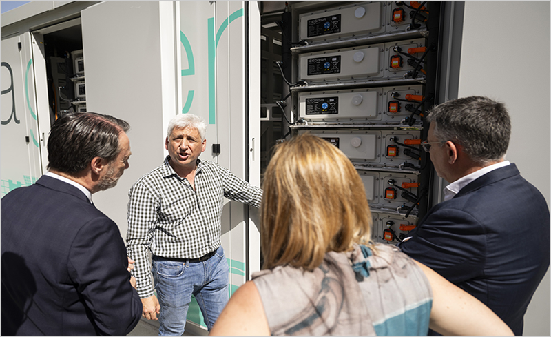 La UPNA cubre casi el 50% de su consumo eléctrico con energía renovable generada en el campus