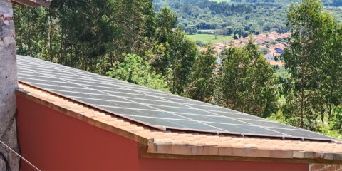 El Campo de Golf Municipal de Llanes estrena una planta solar fotovoltaica de autoconsumo