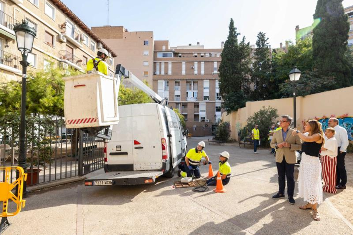El proyecto Reluzes de Zaragoza alcanza el 77% de ejecución con más de 7.400 luminarias LED instaladas