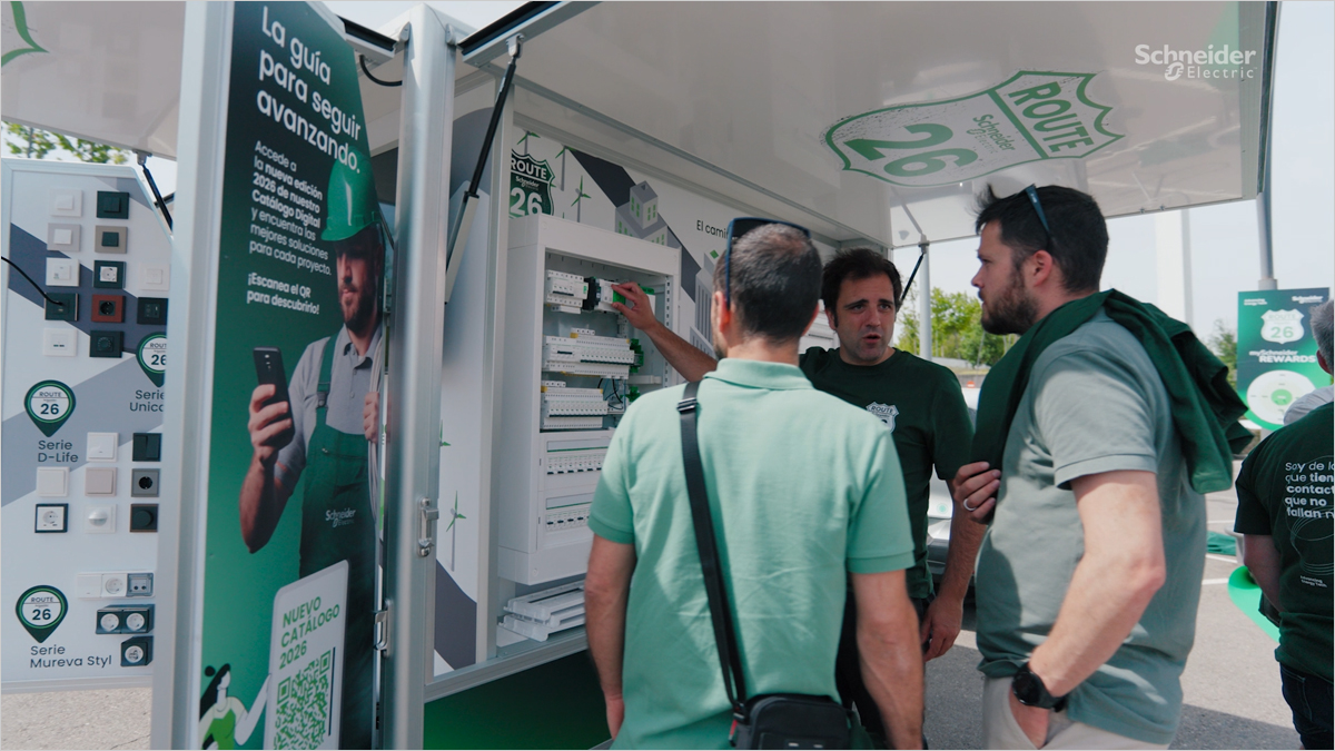 Más de 3.000 profesionales participan en la Ruta 26 de Schneider Electric sobre tecnología energética
