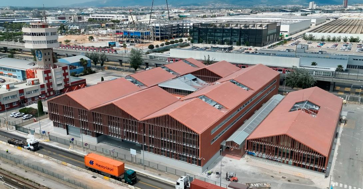 La reforma del edificio ASTA del Port de Barcelona incorpora climatización mediante una red de frío y calor renovable